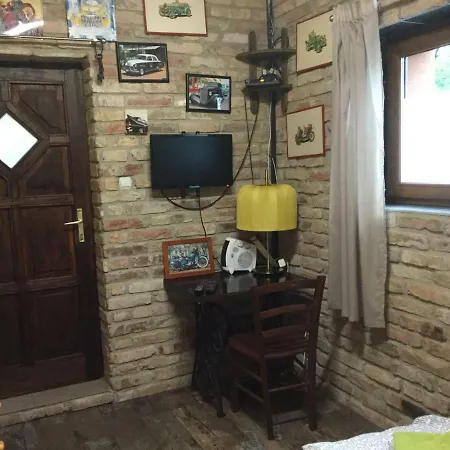 Old's Car & Vermietung Affittacamere