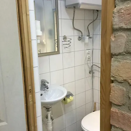 Old's Car & Vermietung Affittacamere *