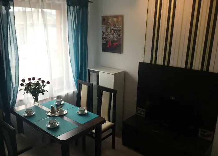 Old's Car & Vermietung Guest house Velden am Woerthersee