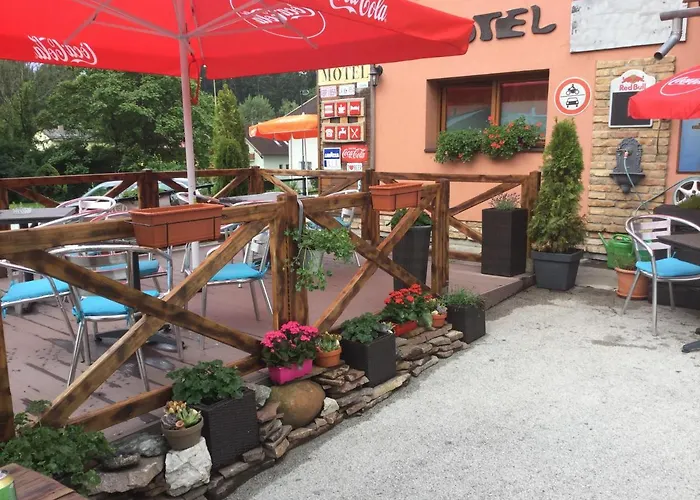 Old's Car & Vermietung Guest house Velden am Woerthersee